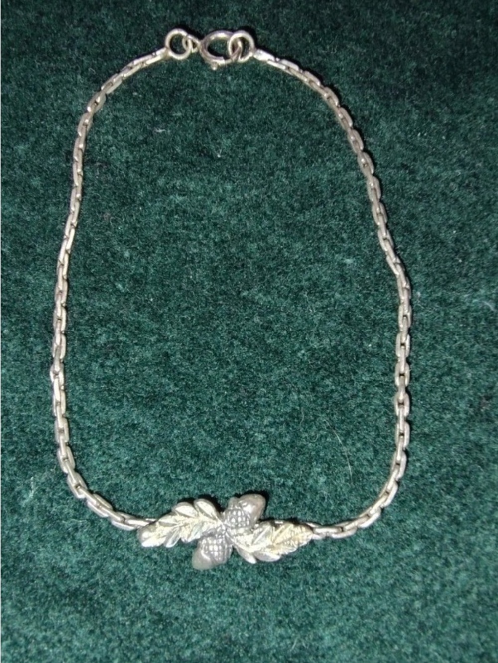 Sterling Silver Black Hills Bracelet with Acorn and Leaf design. 7” long.